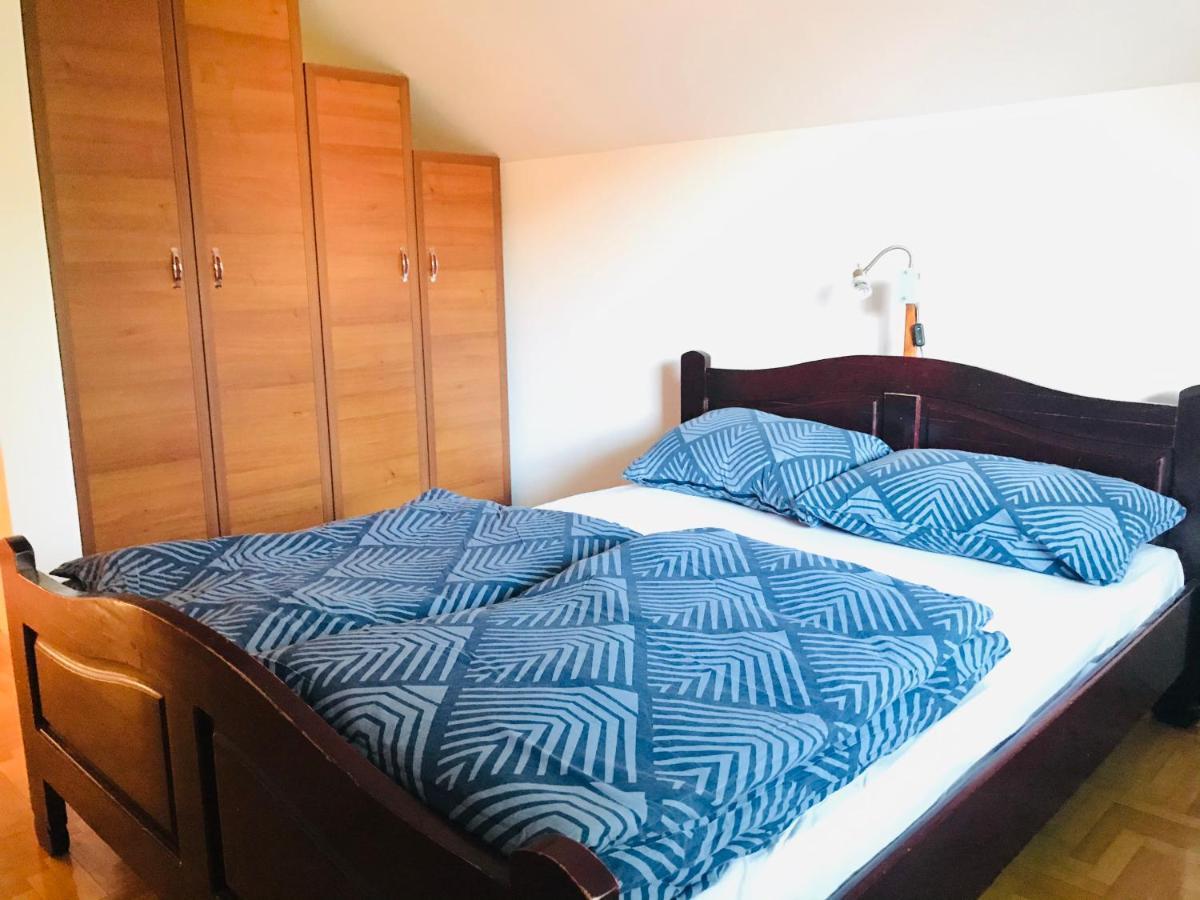 Apartman Simple Lägenhet Sarajevo Exteriör bild